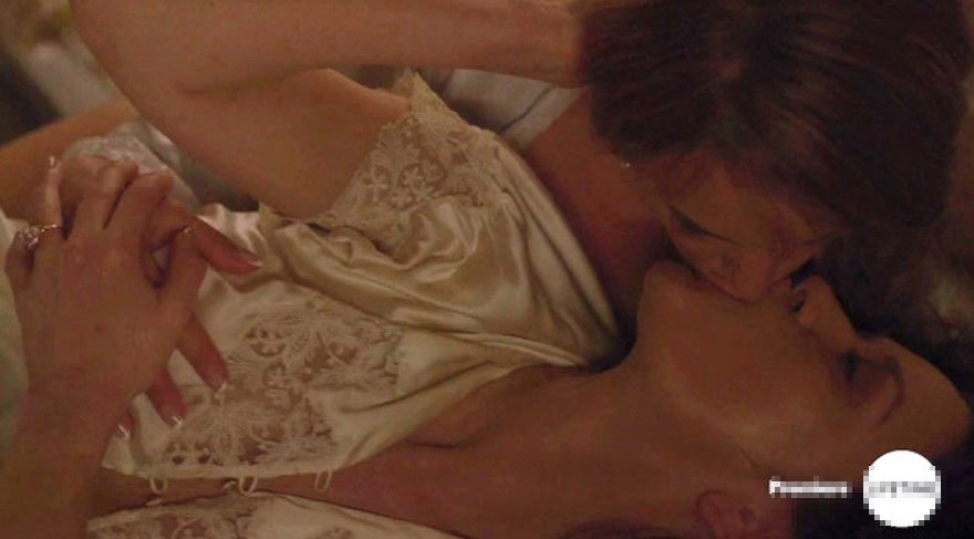 Catherine Zeta-Jones kadın öpüşme